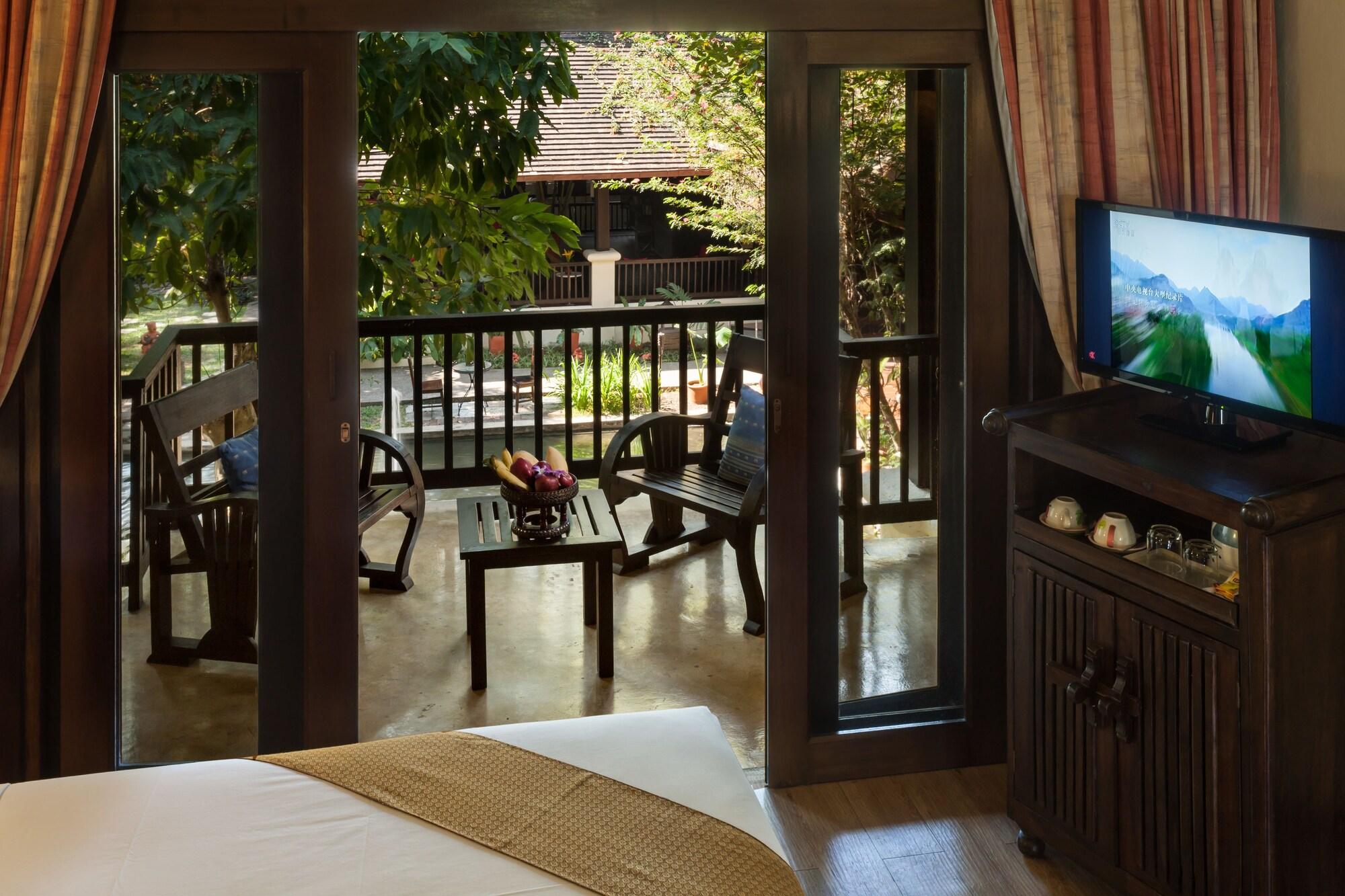 Lanna Dusita Riverside Boutique Resort Чиангмай Экстерьер фото