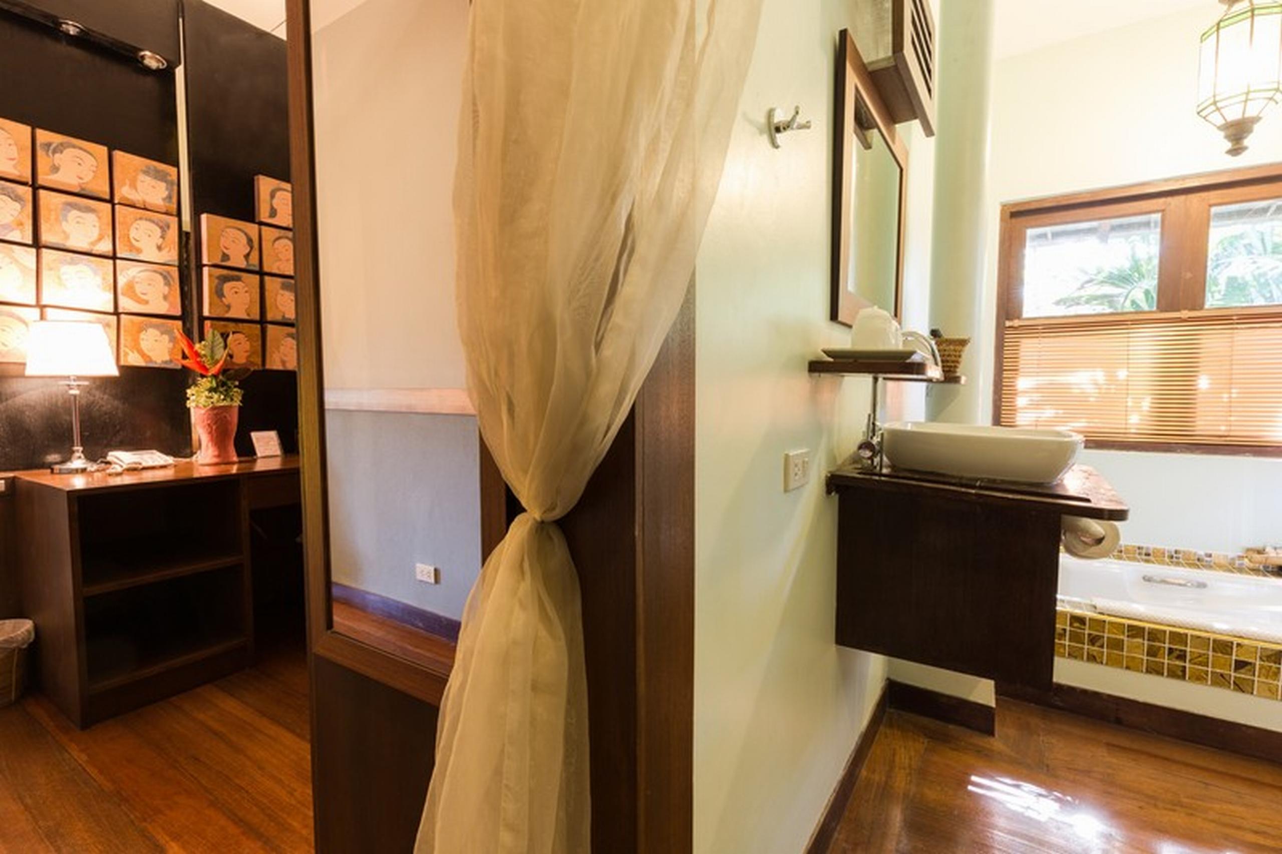 Lanna Dusita Riverside Boutique Resort Чиангмай Экстерьер фото
