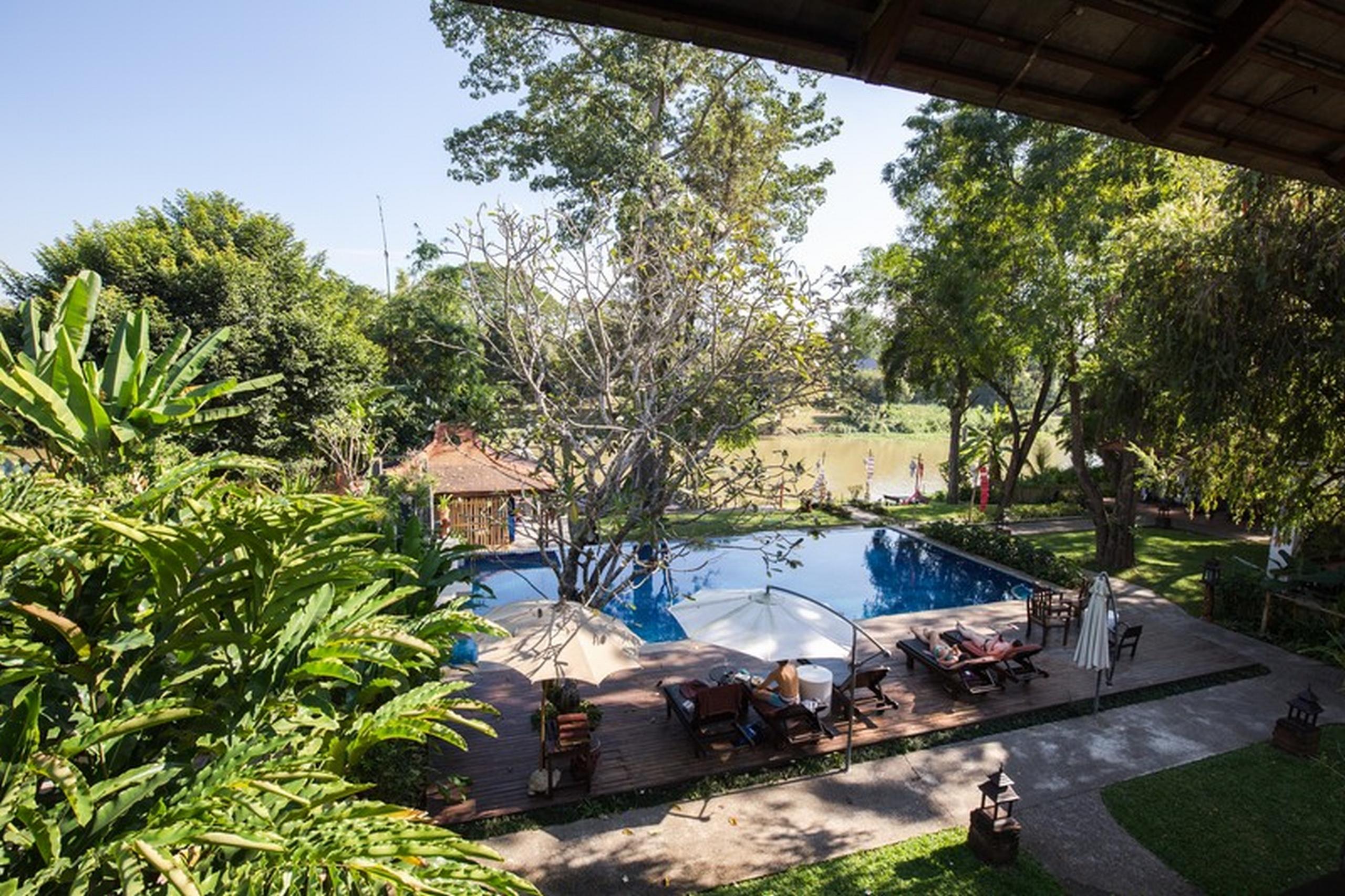 Lanna Dusita Riverside Boutique Resort Чиангмай Экстерьер фото