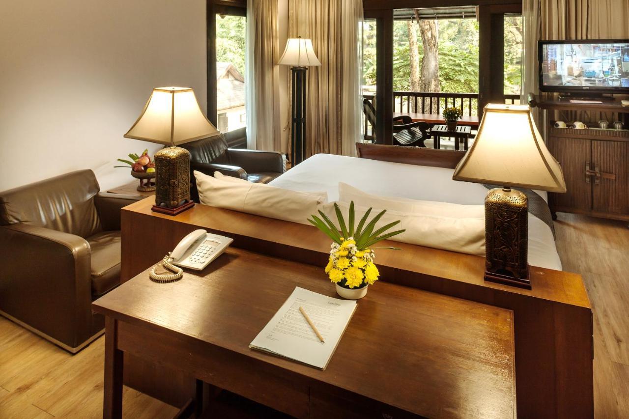 Lanna Dusita Riverside Boutique Resort Чиангмай Экстерьер фото