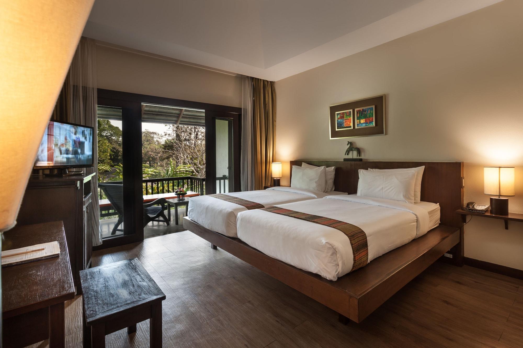 Lanna Dusita Riverside Boutique Resort Чиангмай Экстерьер фото